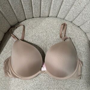 Victoria's Secret l Low Plunge Push Up Bra